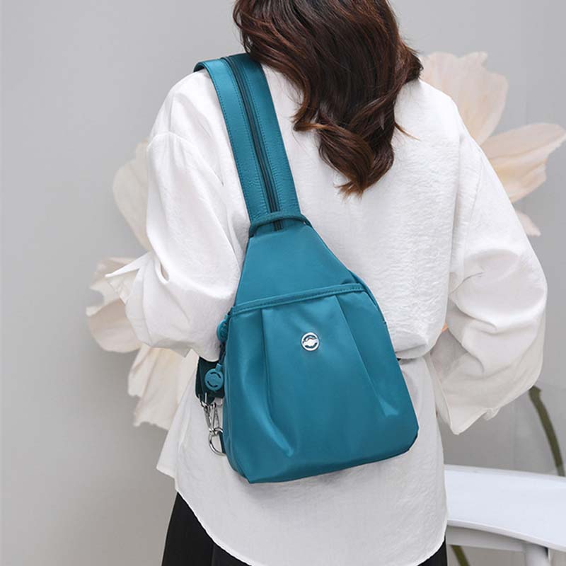 🎒Multifunktionaler Nylon-Rucksack · Ihr stylischer Alltagsbegleiter